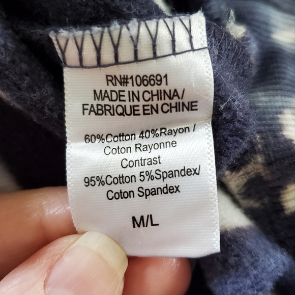 *NWT* YFB Tie Dye Hoodie - Picture 7 of 7